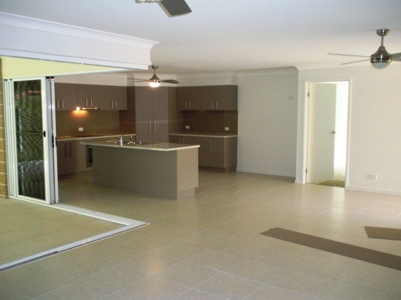 13 Garden Avenue, Palmwoods QLD 4555