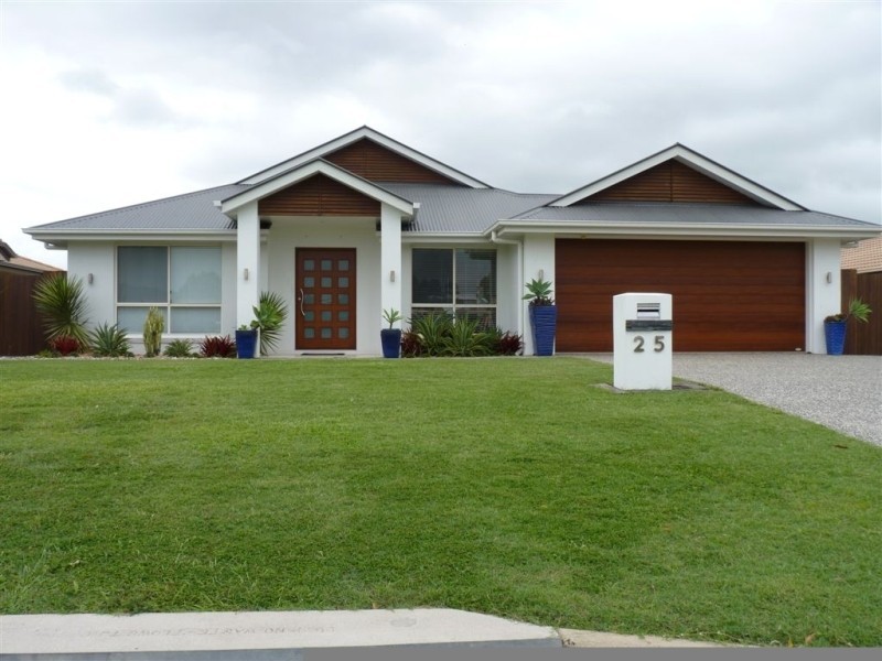 25 Riverstone Place, Bli Bli QLD 4560