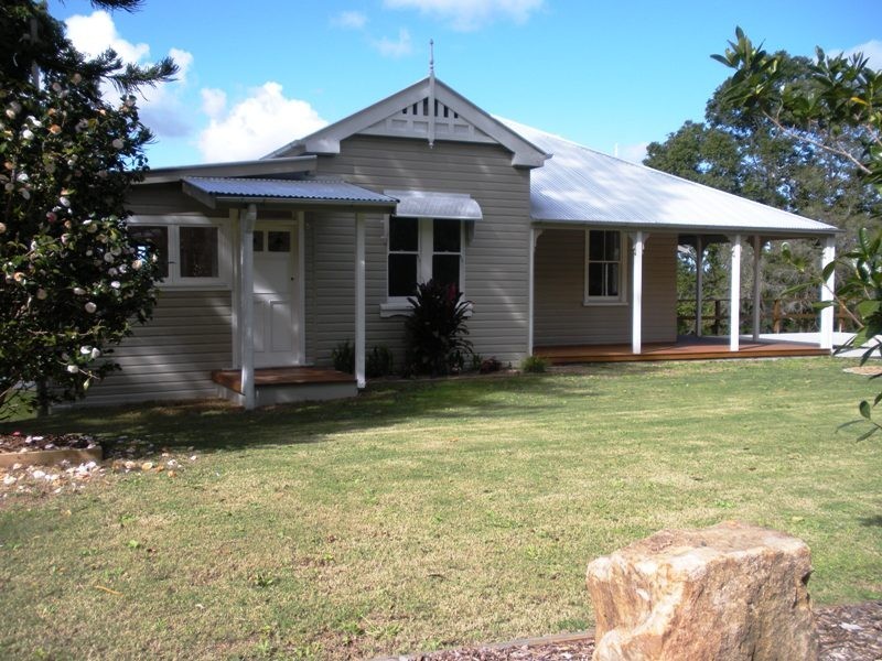 10 Buena Vista Road, Nambour QLD 4560