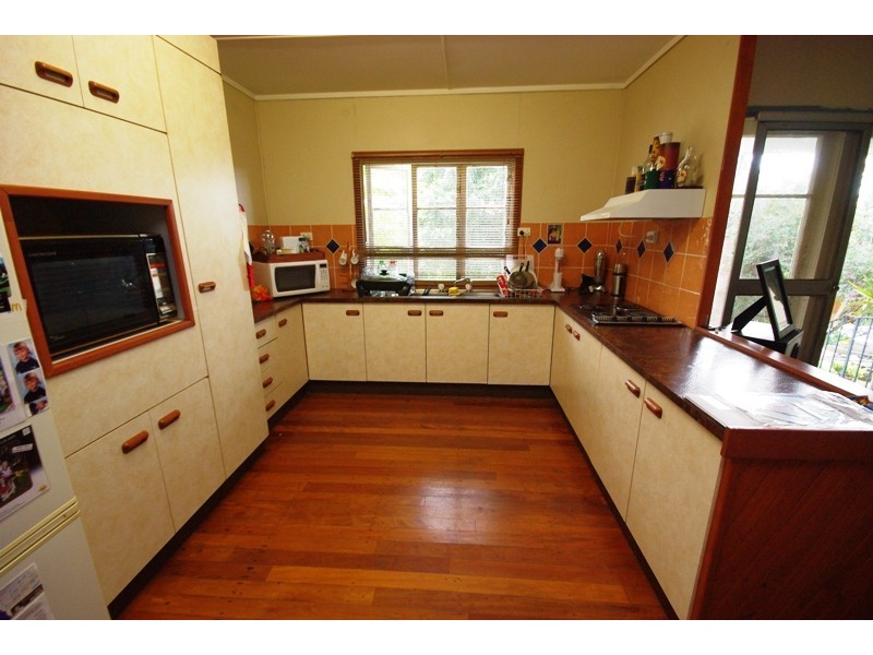13 Bega Street, Burnside QLD 4560
