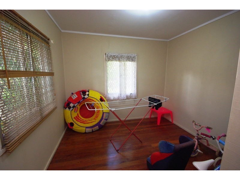 13 Bega Street, Burnside QLD 4560