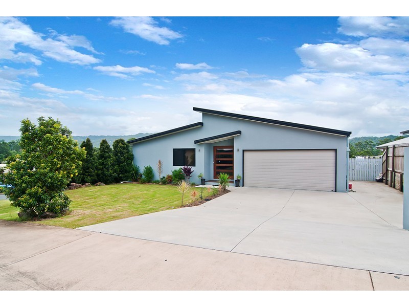 11 GALLOWS PLACE, Palmwoods QLD 4555