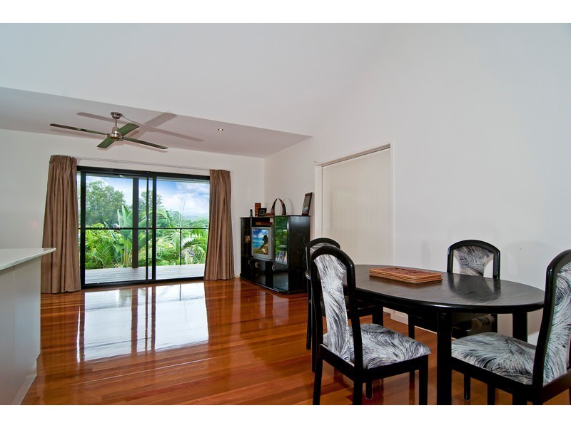 11 GALLOWS PLACE, Palmwoods QLD 4555
