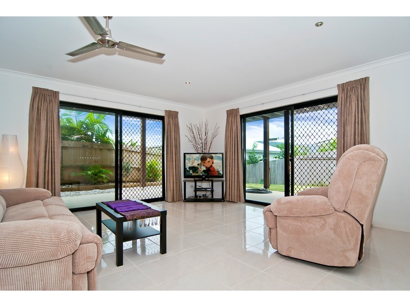 11 GALLOWS PLACE, Palmwoods QLD 4555
