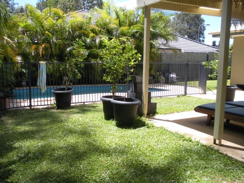 4 Flame Tree Court, Palmwoods QLD 4555