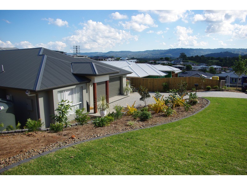 92 Plantation Rise Drive, Woombye QLD 4559