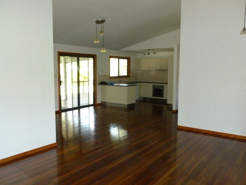 130 Old Gympie Road, Mooloolah Valley QLD 4553