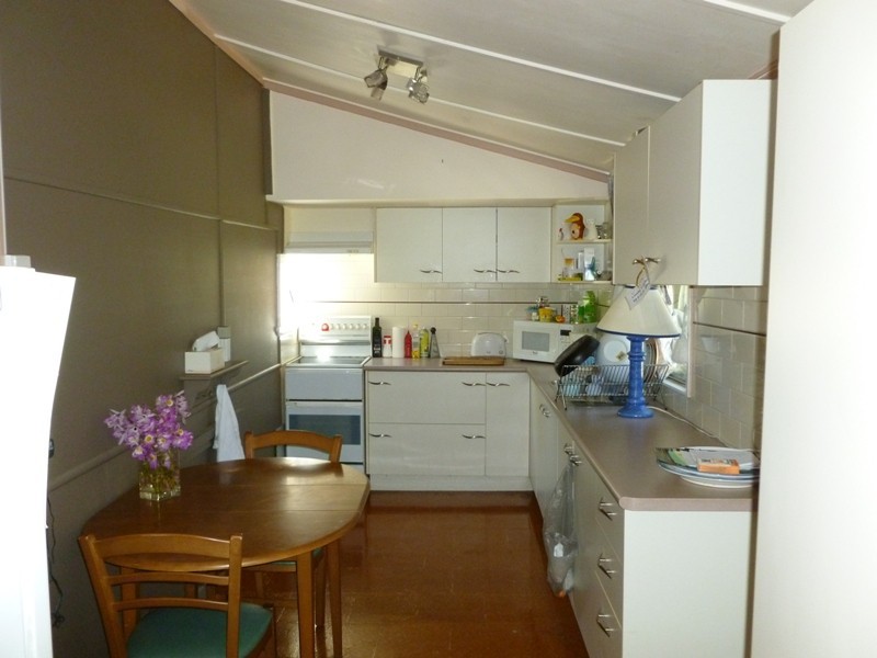 18 Keil St, Woombye QLD 4559