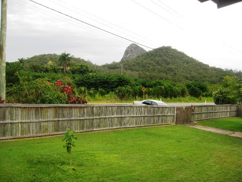 20  Barrs Road, Glass House Mountains QLD 4518