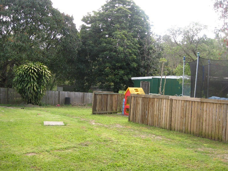 20  Barrs Road, Glass House Mountains QLD 4518