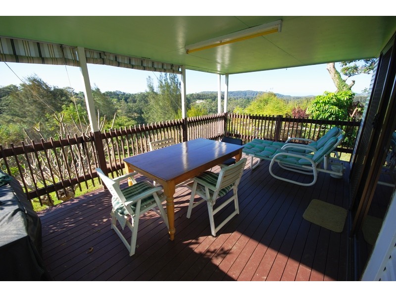 13 Hilary Crescent, Woombye QLD 4559