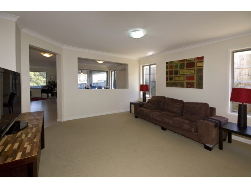 35 Paynters Pocket Avenue, Palmwoods QLD 4555