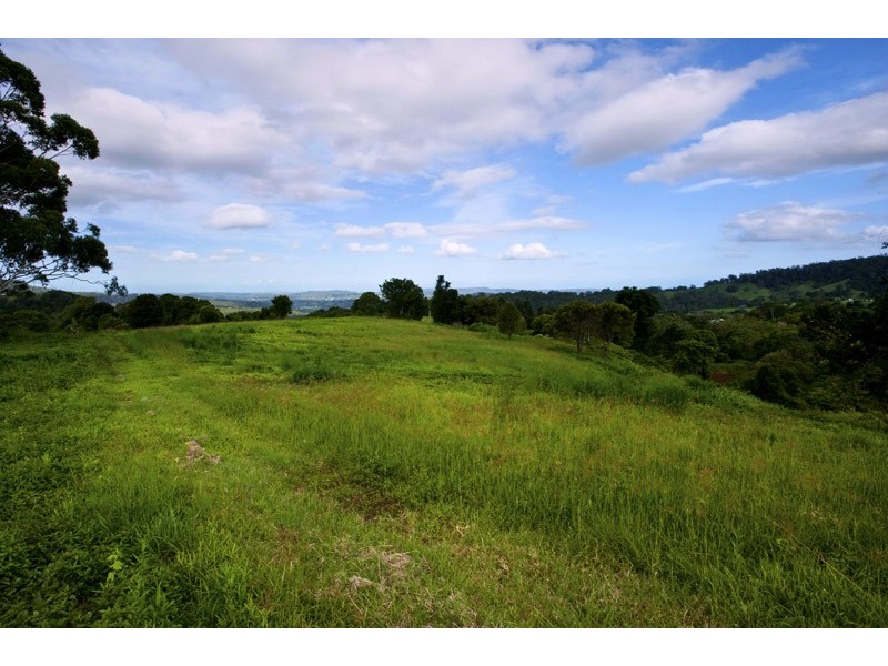 867 Hunchy Road, Hunchy QLD 4555