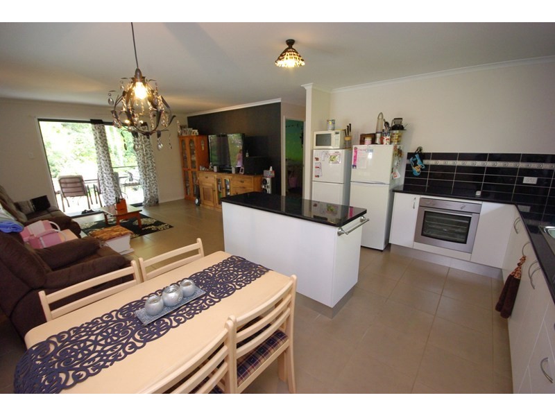 3 McClintock Place, Woombye QLD 4559