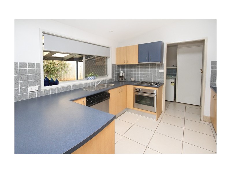 18 Holly Green Crescent, Palmwoods QLD 4555