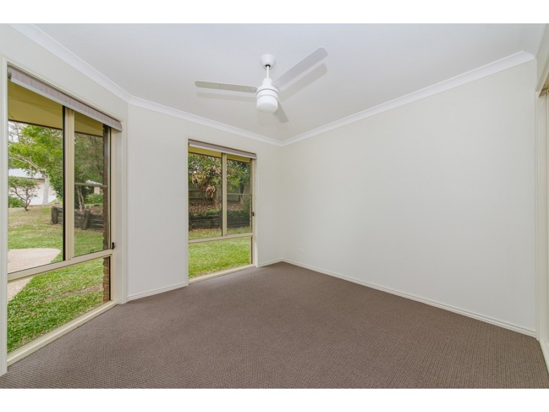 1 Paynters Pocket Ave, Palmwoods QLD 4555