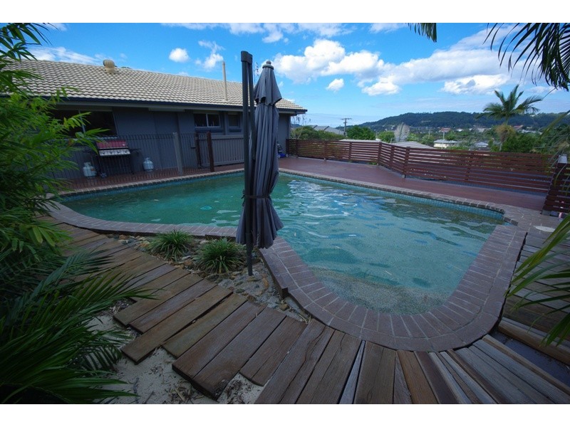 81 Carter Road, Nambour QLD 4560