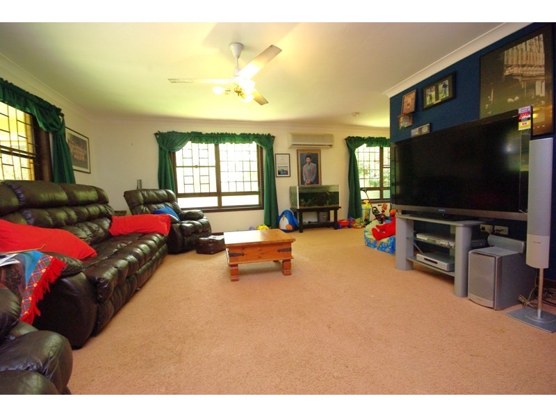 43 Lingara Avenue, Palmwoods QLD 4555