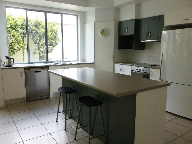 10 Rangeleigh Court, Palmwoods QLD 4555