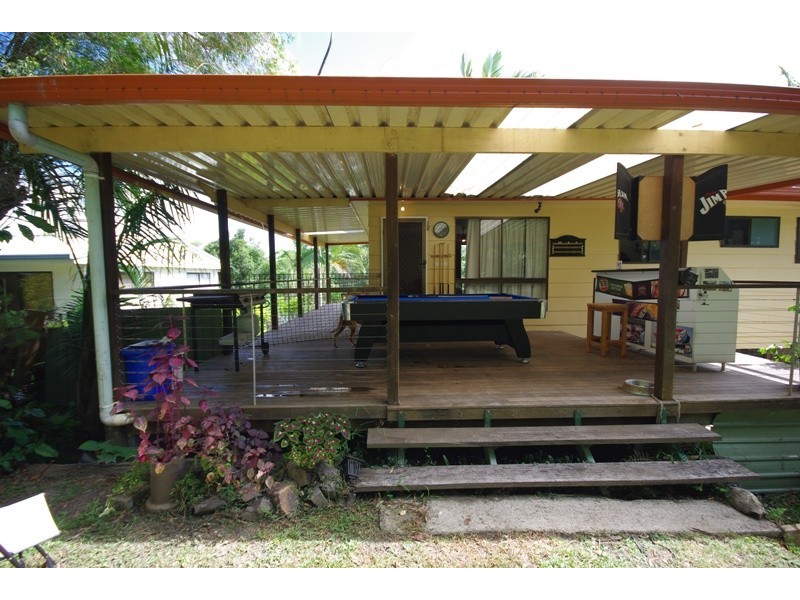 15 Tallangatta Street, Nambour QLD 4560