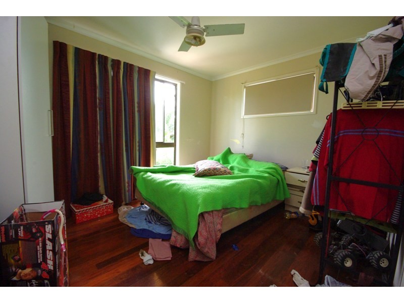 15 Tallangatta Street, Nambour QLD 4560