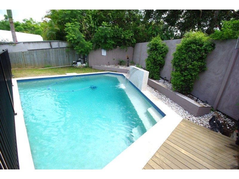 6 Bonaparte Place, Palmwoods QLD 4555