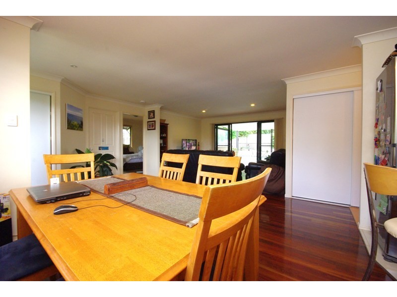 6 Bonaparte Place, Palmwoods QLD 4555