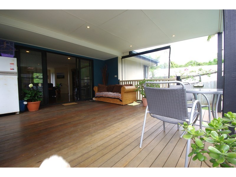 6 Bonaparte Place, Palmwoods QLD 4555