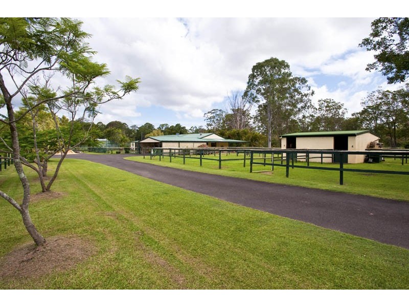 27 Isambert Road, Landsborough QLD 4550