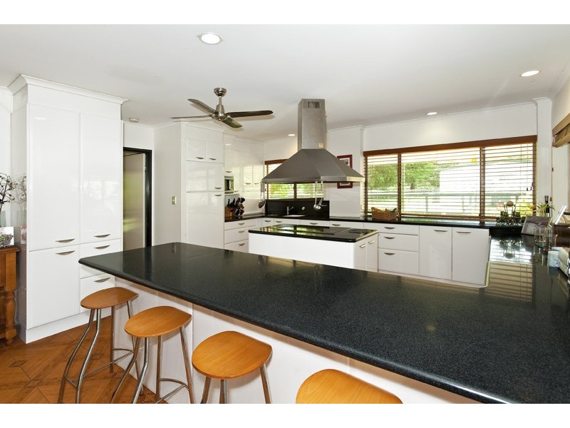 27 Isambert Road, Landsborough QLD 4550