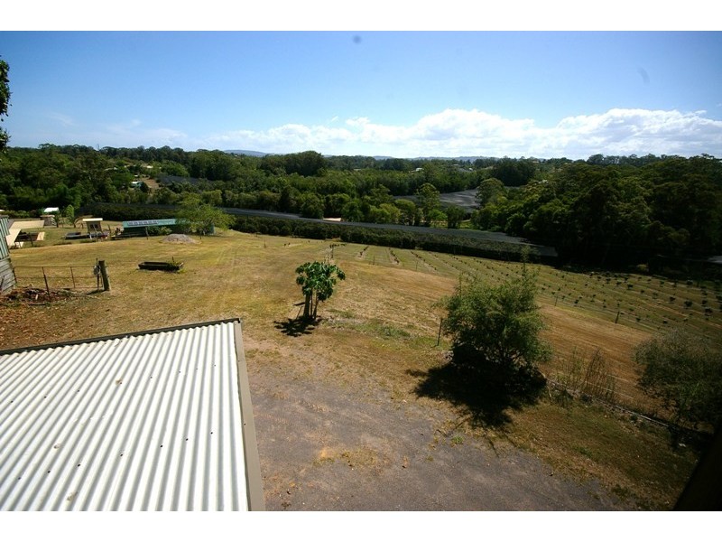 2 Garrad Road, Woombye QLD 4559