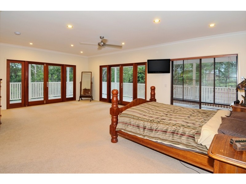 302 Old Gympie Road, Mooloolah Valley QLD 4553