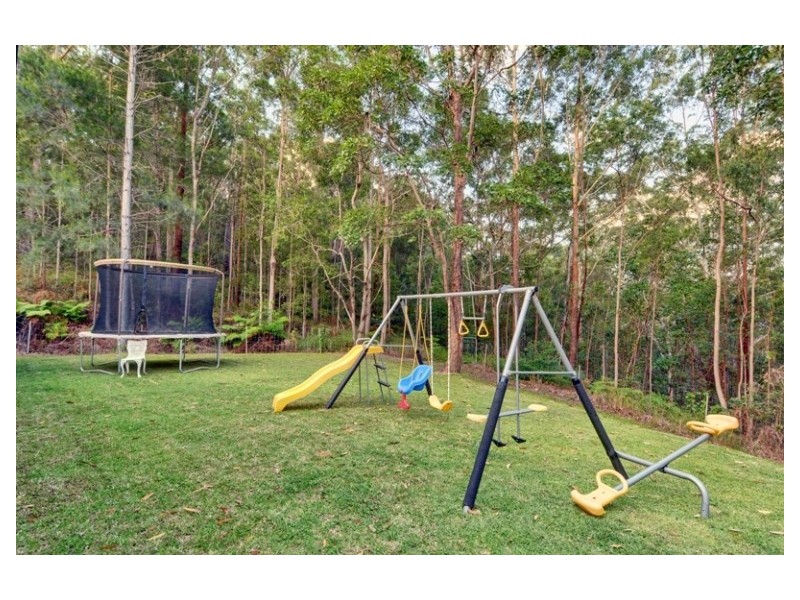 302 Old Gympie Road, Mooloolah Valley QLD 4553