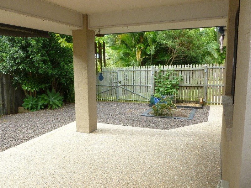 4 Yellow Cedar Place, Palmwoods QLD 4555