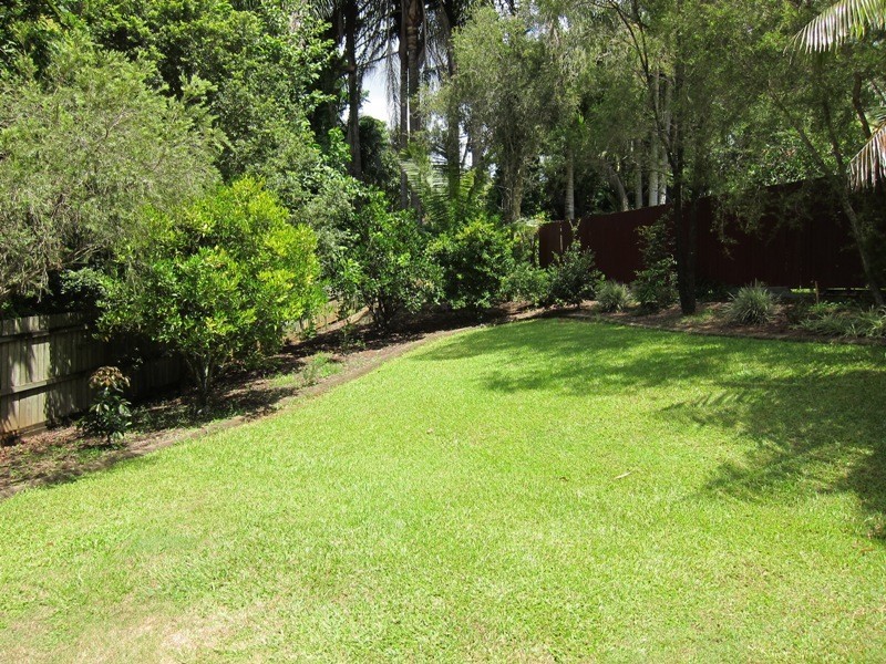 12 Bonaparte Place, Palmwoods QLD 4555