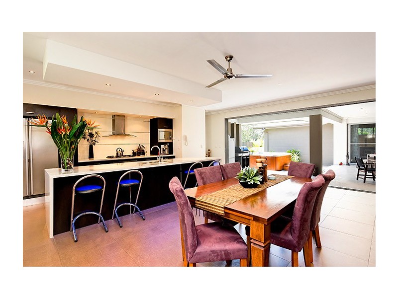 7 Aland Place, Palmwoods QLD 4555