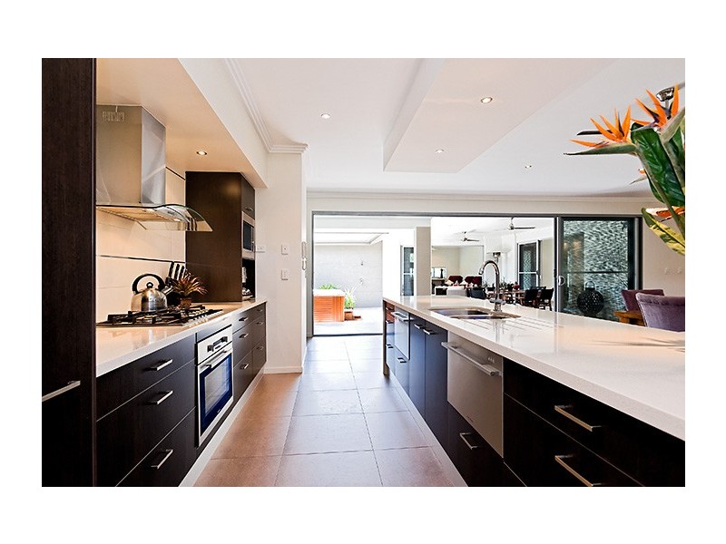 7 Aland Place, Palmwoods QLD 4555