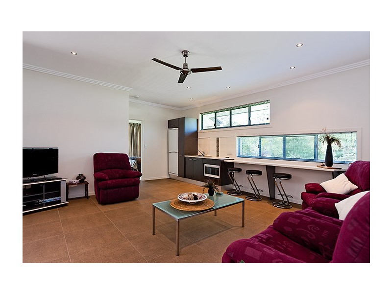 7 Aland Place, Palmwoods QLD 4555