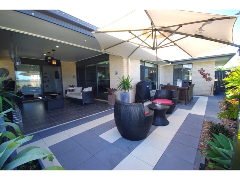 14 Grimes Terrace, Nambour QLD 4560