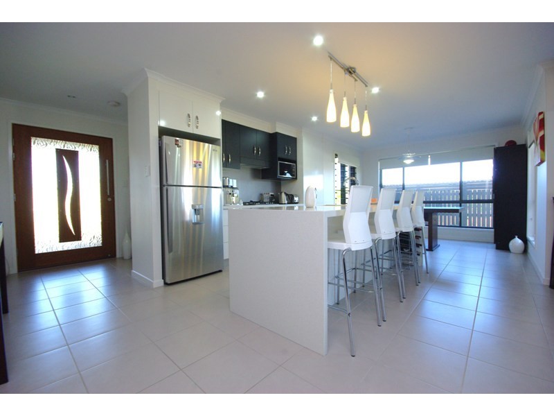 14 Grimes Terrace, Nambour QLD 4560