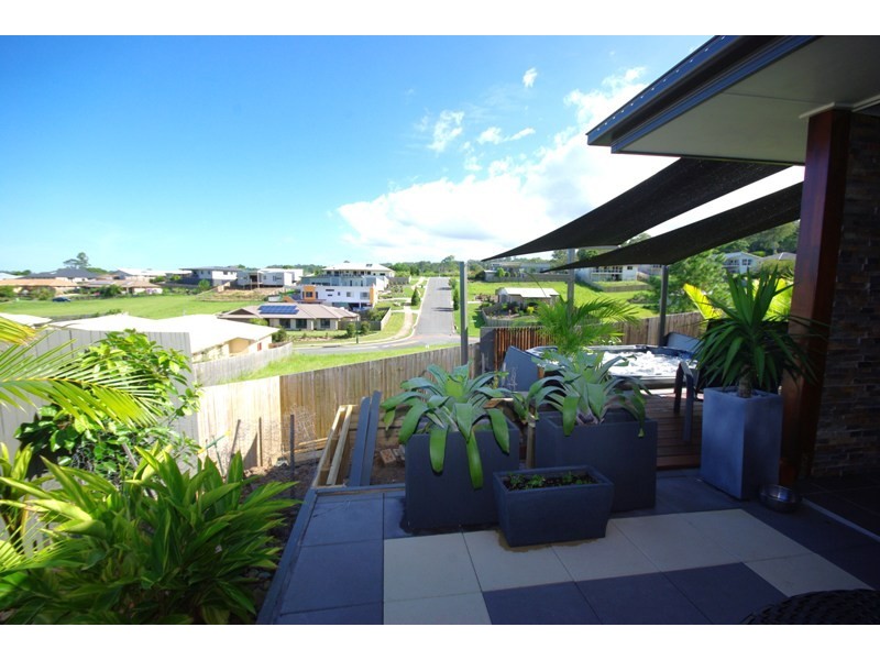 14 Grimes Terrace, Nambour QLD 4560