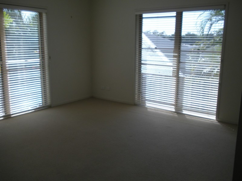 6 Crows Ash Ct, Palmwoods QLD 4555