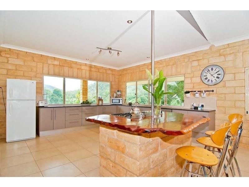 692 Obi Obi Road, Mapleton QLD 4560