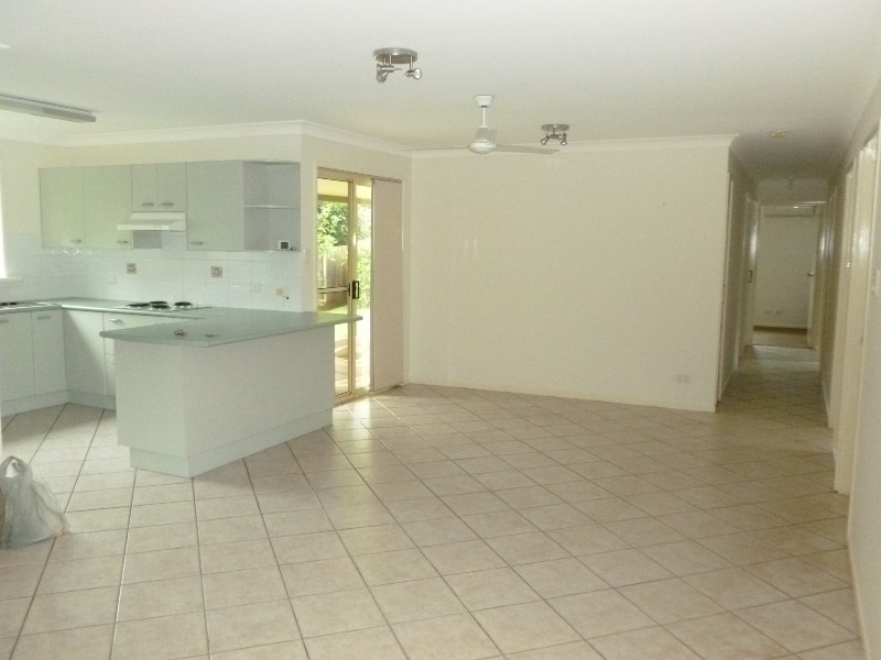 4 Wells Court, Palmwoods QLD 4555