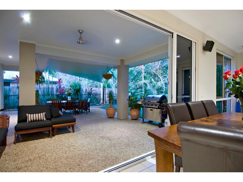 9 Yellow Cedar Place, Palmwoods QLD 4555