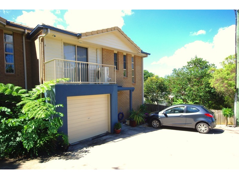 2 / 76a Carter Road, Nambour QLD 4560