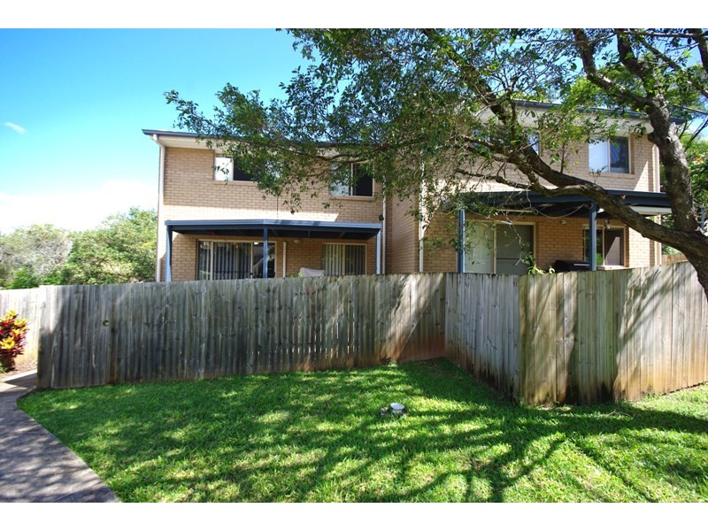 2 / 76a Carter Road, Nambour QLD 4560