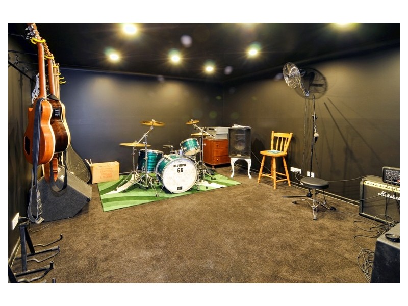 302 Old Gympie Road, Mooloolah Valley QLD 4553