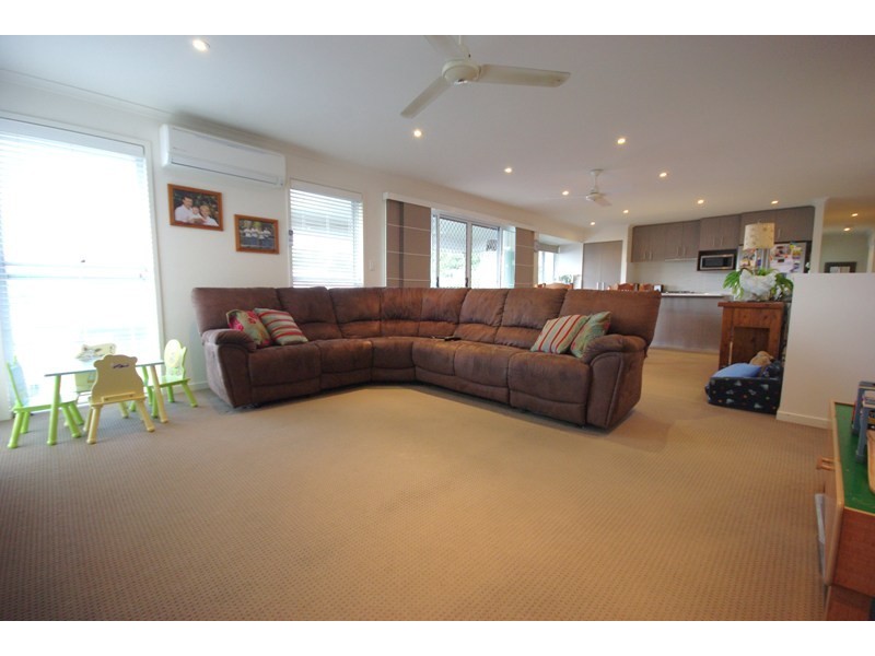 19 Potoroo Place, Burnside QLD 4560