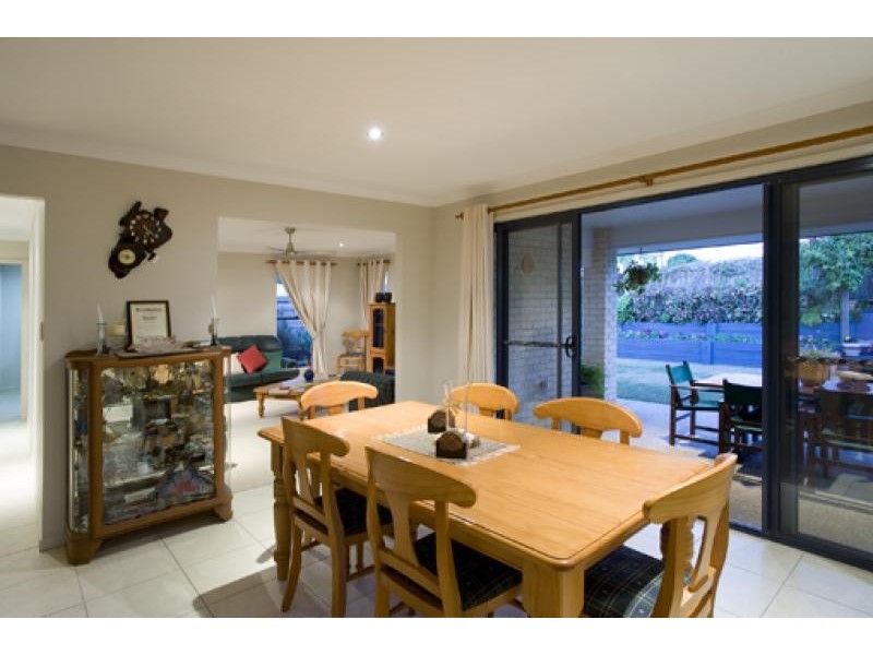 43 Paynters Pocket Avenue, Palmwoods QLD 4555